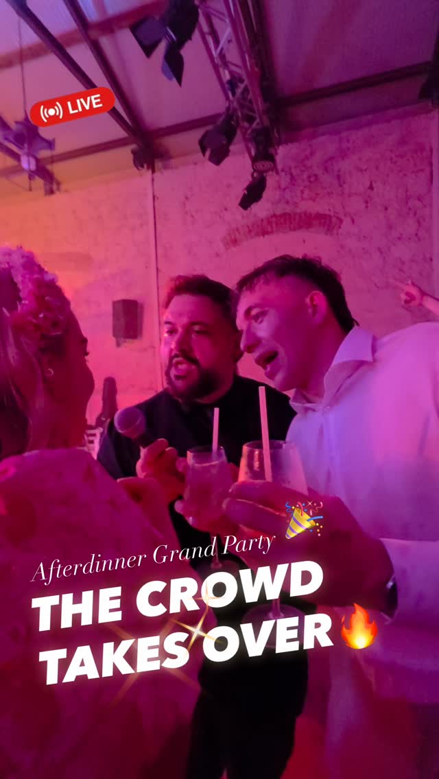 When the whole room knows the words…
the line between band and crowd disappears. 🎤🔥

Leo in the middle of it all, passing the mic around and letting the crowd take over — until the guitars turn it all the way up. 🎸

LET’S MAKE IT LIVE👇

www.thegloves.it 🎶

#TheGloves #LiveMusic #WeddingBand #WeddingEntertainment #LivePerformance WeddingParty ItalianWedding TuscanyWedding DestinationWedding MammaMia Queen