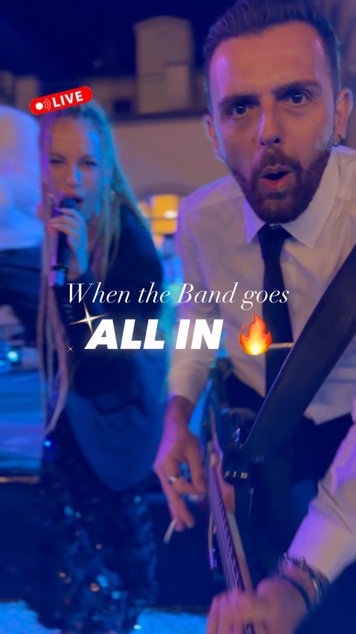 When the groove hits …
there’s only one thing to do: JOIN IN!🔥

Live music, real energy and a crowd ready to go all in. 🎶🕺

All set within the beautiful courtyard of @monaciano , surrounded by the Tuscan countryside. ✨🇮🇹

🎺 www.thegloves.it

#weddingband #livemusic #weddingentertainment #weddingparty #weddingentertainment italywedding tuscanywedding destinationwedding tenutadimonaciano
